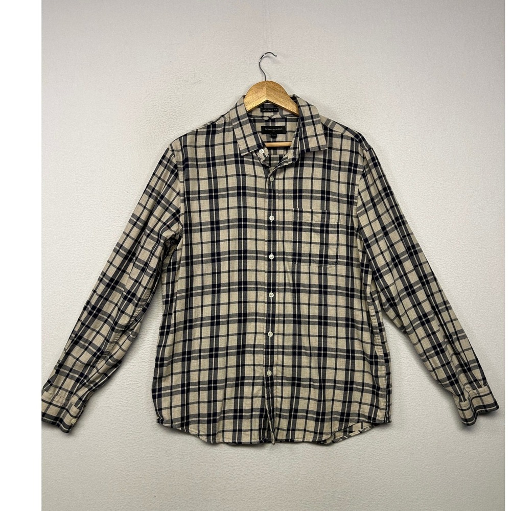 Plaid Banana Republic Mens Large Navy Cream Untucked Fit Button Down Shirt